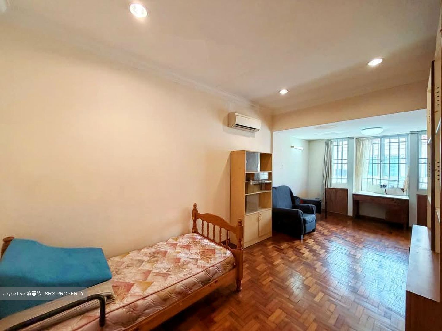 East Coast Road (D15), Terrace #555957451
